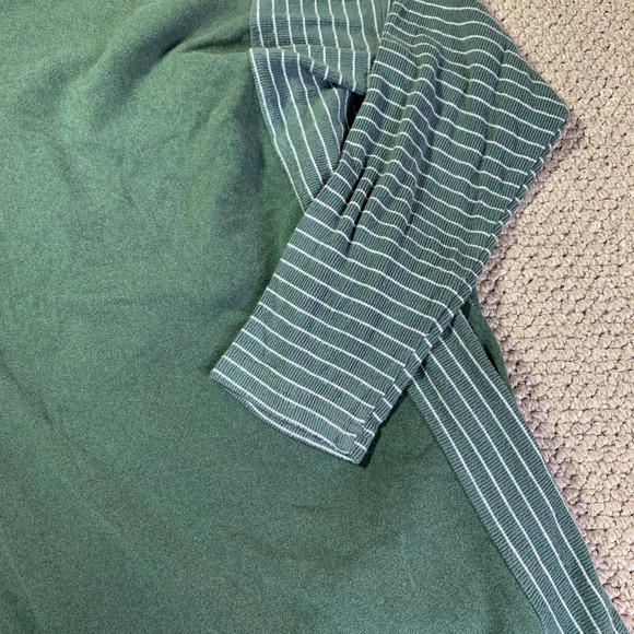 Heyson Womens Shirt Top Size Medium Dark Forest Green Striped Oversized Pullover - Picture 3 of 11